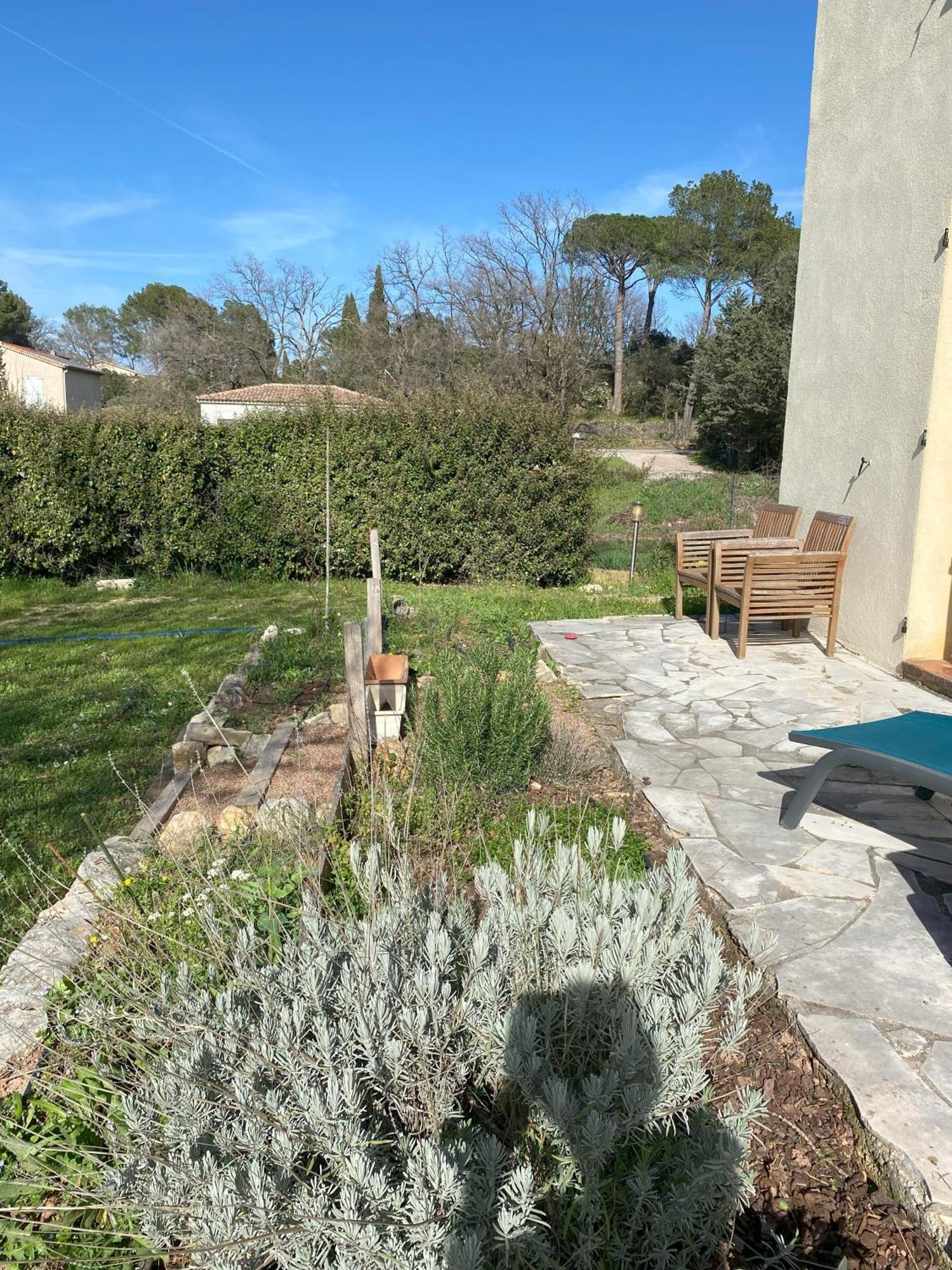 Pause Provencale Le Muy Apartment Luaran gambar